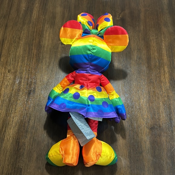 Disney's Minnie‎ Mouse Rainbow Plush Doll 19.5" Height Minnie Pride Doll NWT - Picture 3 of 6